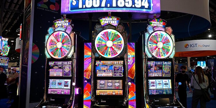 Nevada player turns  bet into M jackpot on ‘Wheel of Fortune’ progressive slot machine Nevada player turns  bet into M jackpot on ‘Wheel of Fortune’ progressive slot machine