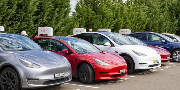 Tesla recalls thousands of vehicles over battery defect that increases crash risk Tesla recalls thousands of vehicles over battery defect that increases crash risk