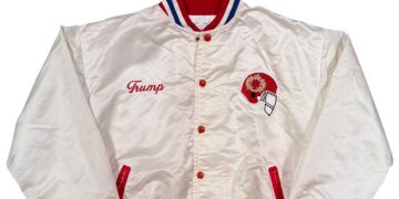 Trump’s New Jersey Generals jacket up for auction Trump’s New Jersey Generals jacket up for auction