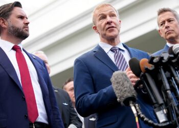 Largest US airlines raise pressure on Dems to ‘pass a clean CR’ and end shutdown Largest US airlines raise pressure on Dems to ‘pass a clean CR’ and end shutdown