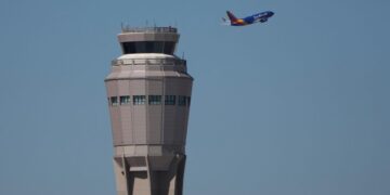 Transportation Secretary Duffy warns of strain of government shutdown on air traffic controllers Transportation Secretary Duffy warns of strain of government shutdown on air traffic controllers