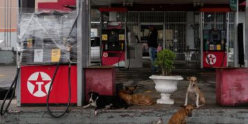 Hurricane Melissa threatens catastrophic flooding in Jamaica, Haiti Hurricane Melissa threatens catastrophic flooding in Jamaica, Haiti