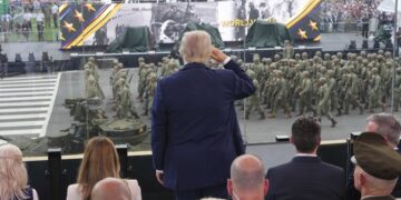 Pentagon confirms anonymous 0 million donation from Trump ‘friend’ to pay troops Pentagon confirms anonymous 0 million donation from Trump ‘friend’ to pay troops