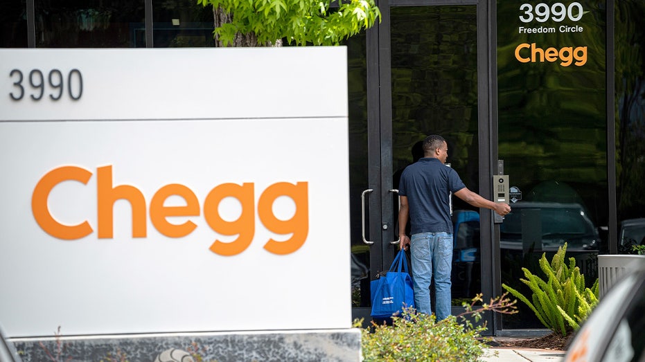 Chegg cuts 45% of staff as AI reshapes online learning business 8 chegg hq in santa clara