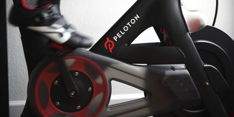 Peloton RecallsOver 800,000 Bikes—Stock Slides 6% Peloton RecallsOver 800,000 Bikes—Stock Slides 6%