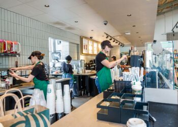 Starbucks Just Proved Its Coffee Shop Experience Doesn’t Matter