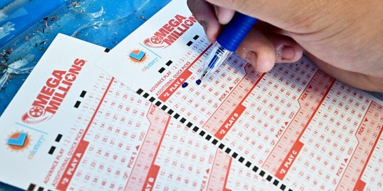 Single ticket sold in Georgia captures 0M Mega Millions jackpot Single ticket sold in Georgia captures 0M Mega Millions jackpot