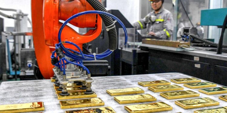 China Chases Gold Supremacy As It Builds A U.S. Dollar Alternative China Chases Gold Supremacy As It Builds A U.S. Dollar Alternative