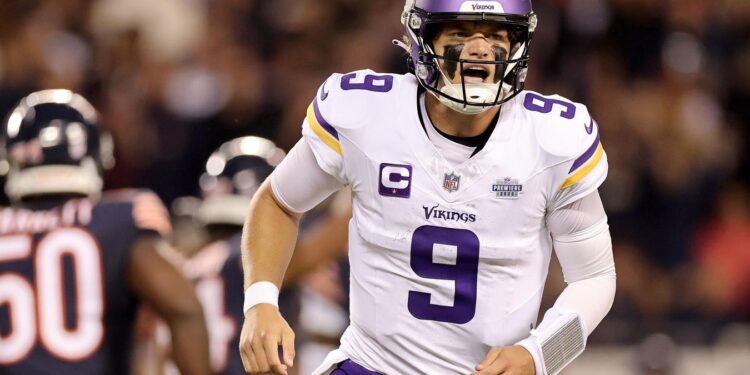 Vikings Stand Behind J.J. McCarthy Despite Early-Career Struggles