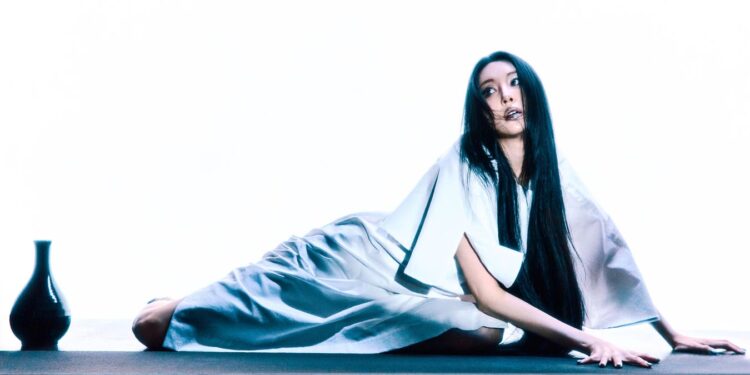 Sunmi On Sharing The Artist & Person Inside With ‘HEART MAID’ Album