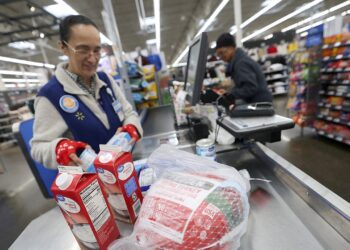 New ‘cash law’ could force Walmart and Costco to take your money the old-fashioned way