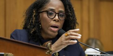 House rejects measure to censure Del. Stacey Plaskett over Epstein ‘coordination’ House rejects measure to censure Del. Stacey Plaskett over Epstein ‘coordination’