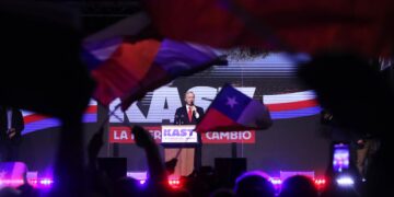 Chile’s hard-right holds the upper hand as presidential election goes to a tense runoff Chile’s hard-right holds the upper hand as presidential election goes to a tense runoff