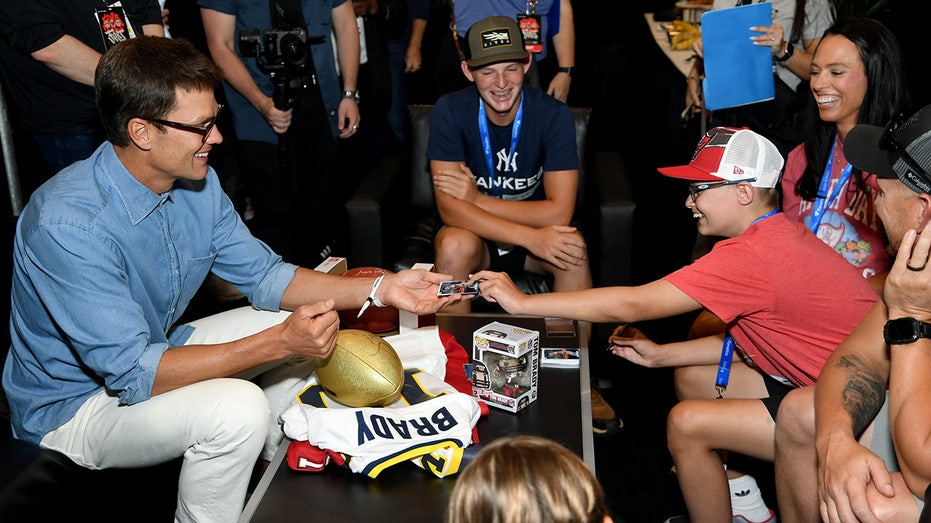 Fanatics announces long-term partnership with OBB for sports fan festival production and content creation 6 Tom Brady and Axton