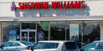 Sherwin-Williams Stock: Likely Matte Future For Shareholders (NYSE:SHW)