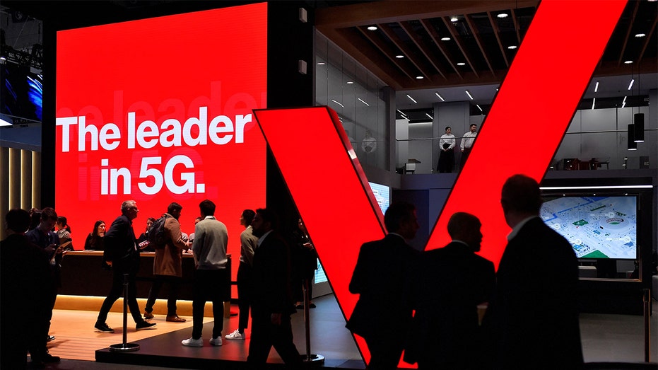 Verizon to cut up to 15K jobs as it seeks to cut costs under new CEO 5 A Verizon Wireless stand at the Mobile World Congress